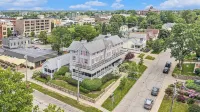Harbor House Inn
