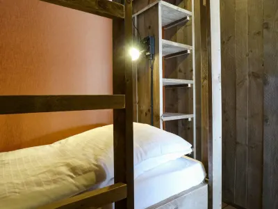 Lodgetent 5 Hotels in 