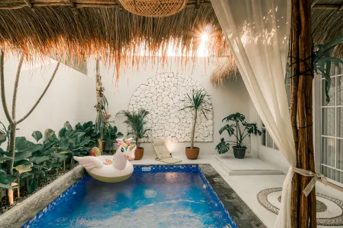 Demoska Villa Jogja with Privatepool - balcony