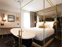 Skylark, Aluma Hotels & Resorts Отели рядом с достопримечательностью «Площадь Омония»