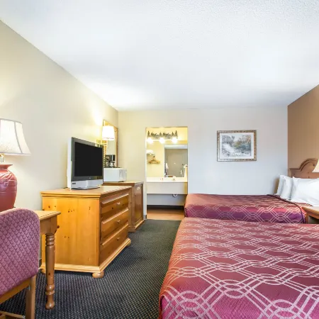 Econo Lodge Springfield I-44