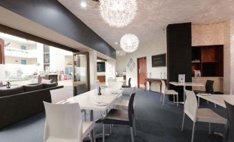 Atrium Hotel Mandurah