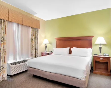 Holiday Inn Express & Suites DFW WEST - HURST by IHG Hoteles en Hurst