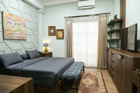 Nonies Huis Cibubur