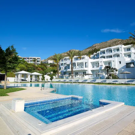 Dimitra Beach Hotel & Suites