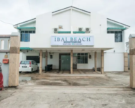 IBAI BEACH GUESTHOUSE Ξενοδοχεία στην πόλη Batu Buruk