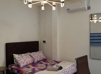 Co.Living Hostel Bandar