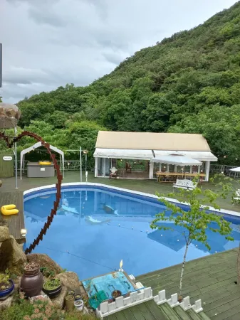 Jecheon Little Heaven Pension