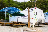 Gongju Jangseung Maeul Caravan Hotels in Gongju