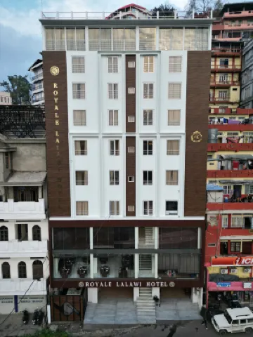 Royale Lalawi Hotel アイザウルのホテル