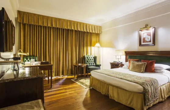 賈朗達爾麗筠酒店