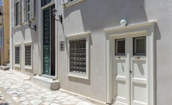 Villa Maria-Syros