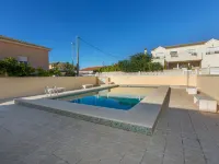 Wunder Haus - Pools