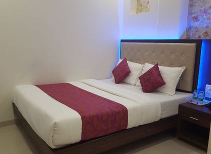 Hotel Sanjary Palace