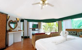 Canvas & Orchids Retreat