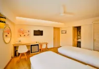Bloom Hotel - Juhu