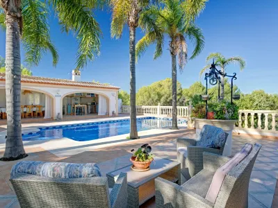 Villa Carpe Diem Hotels near Playa Delarenal, Alicante