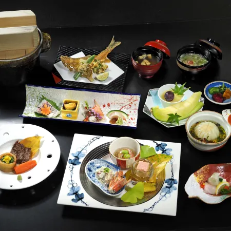 140 Year-Old Mountain Village Inn Orihashi Hotel