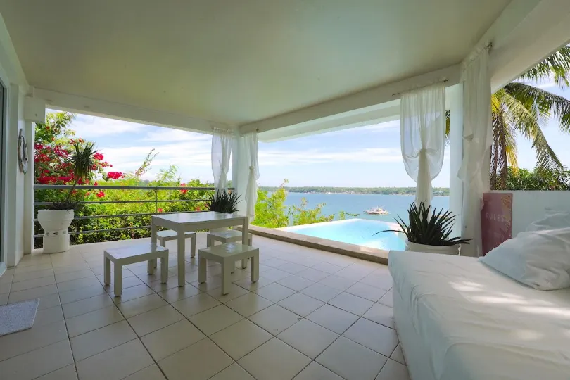Sundowners Vacation Villas Bolinao