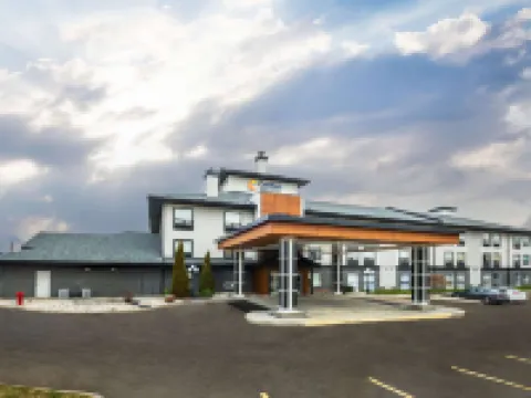 Comfort Inn & Suites Hotels in Oxford County