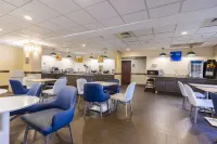 Comfort Suites Hotels in Springfield