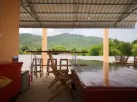 Pottery Garden Villa