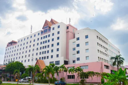 Songphanburi Hotel