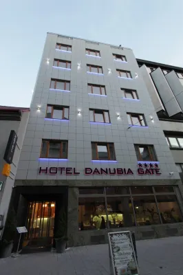 Danubia Gate Hotel โรงแรมใน