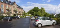 Tulip Inn Honfleur Residence - parking