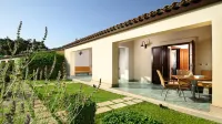 Kallikoros Country Resort & Spa Hotels in der Nähe von Calamosche Beach