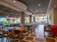 Golden Tulip Essential Belitung Hotels in Parit