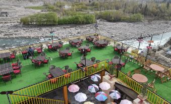 Indus Lodges - Welcome to Happiness