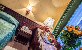 Hotel Leonardo Da Vinci