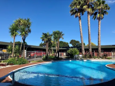 Teal Motor Lodge Các khách sạn gần Eagle Flight Training Limited