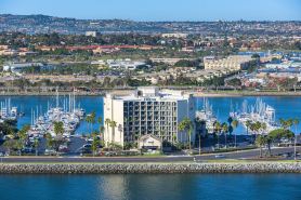 Hilton San Diego Airport/Harbor Island