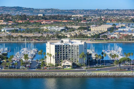 Hilton San Diego Airport/Harbor Island