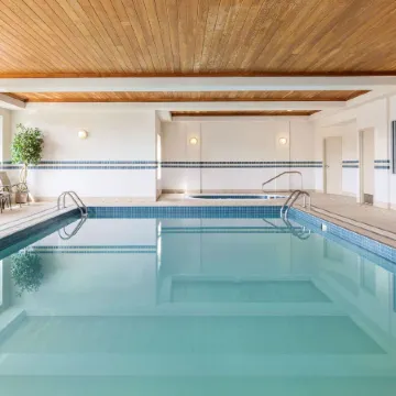 Country Inn & Suites by Radisson, Calgary-Northeast