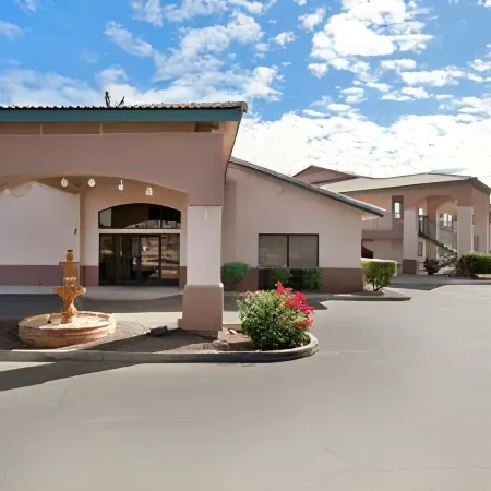 Days Inn by Wyndham Buckeye