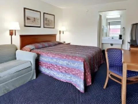 슈퍼 8 바이 윈덤 스와니