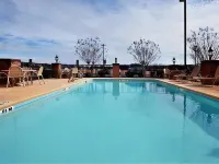 Holiday Inn Express & Suites Byron by IHG - Pool