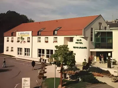Hôtel Restaurant l'Evidence Các khách sạn ở Neufchateau