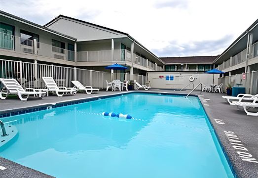 5. 모텔 6 시애틀..