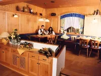 Inntalhof - breakfast