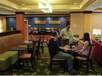 Fairfield Inn & Suites Kennett Square Brandywine Valley - breakfast