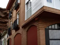 호스탈 시우다드 데 나제라  호텔