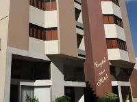 Crystal Apart Hotel
