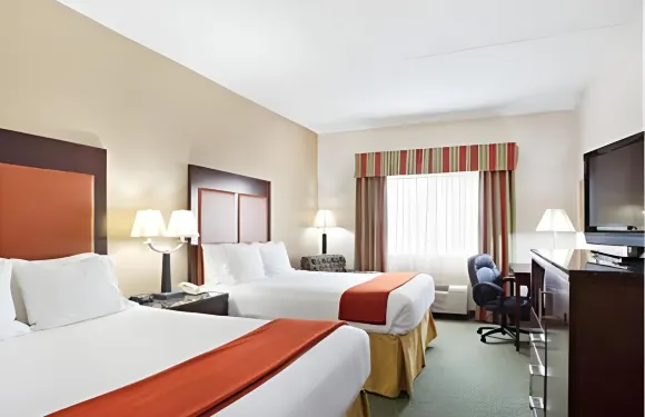 路易斯威爾東北智選假日酒店