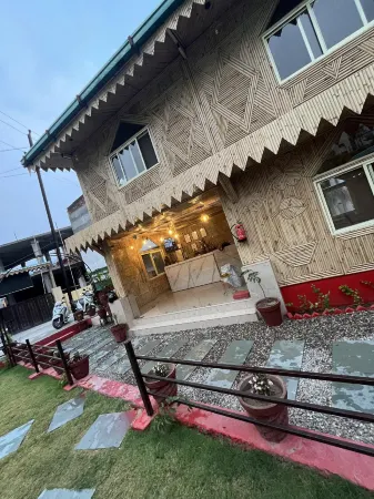 Bamboo Garden Cottages and Cafe