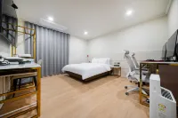 Iksan Hotel Gabolga