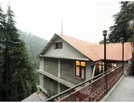 Hotel Megha View (Dalhousie,HP) - 2 stjerner